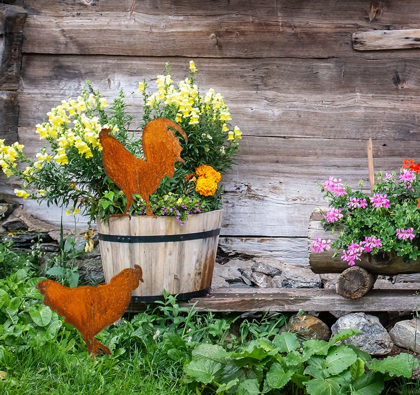 Hühner Deko Figuren für den Garten - Vogel Tiere aus Rost als Blumenstecker